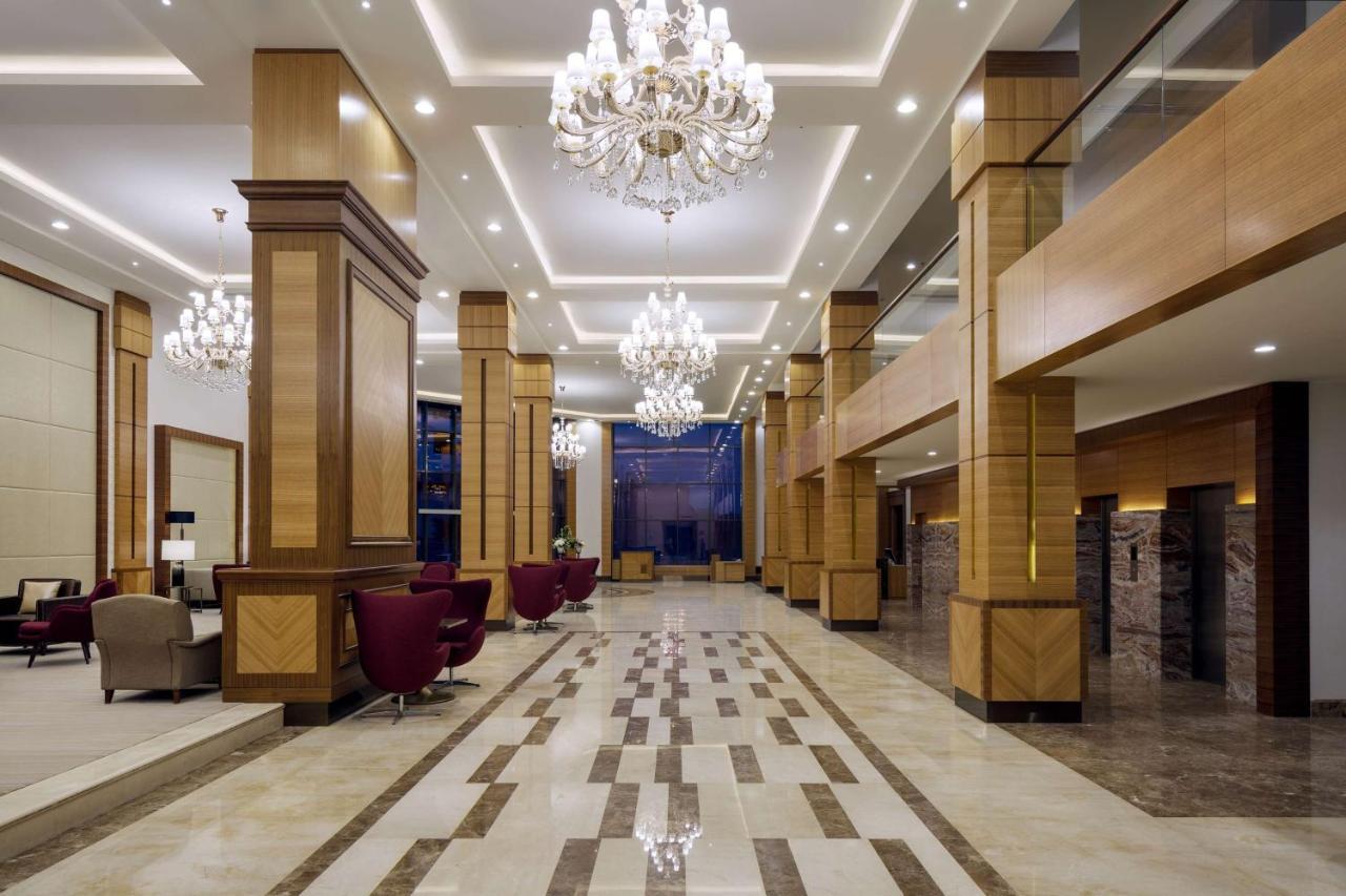 Radisson Blu Hotel, Buraidah Ngoại thất bức ảnh