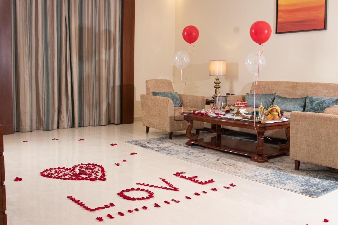 Radisson Blu Hotel, Buraidah Ngoại thất bức ảnh