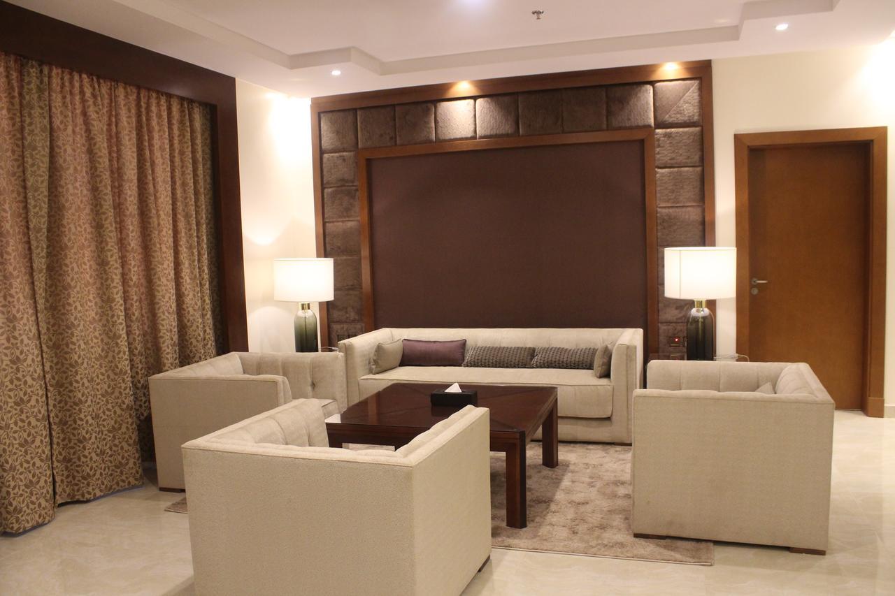 Radisson Blu Hotel, Buraidah Ngoại thất bức ảnh
