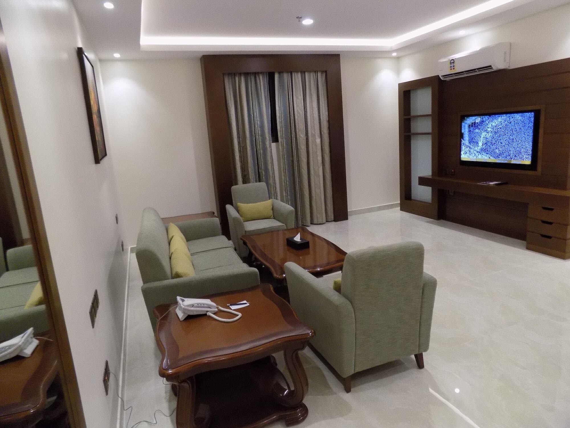 Radisson Blu Hotel, Buraidah Ngoại thất bức ảnh