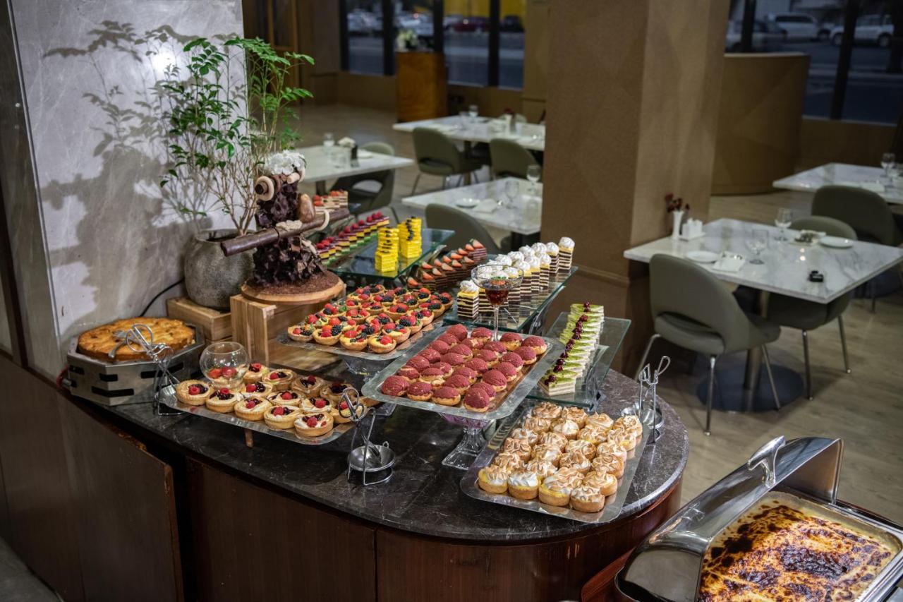 Radisson Blu Hotel, Buraidah Ngoại thất bức ảnh